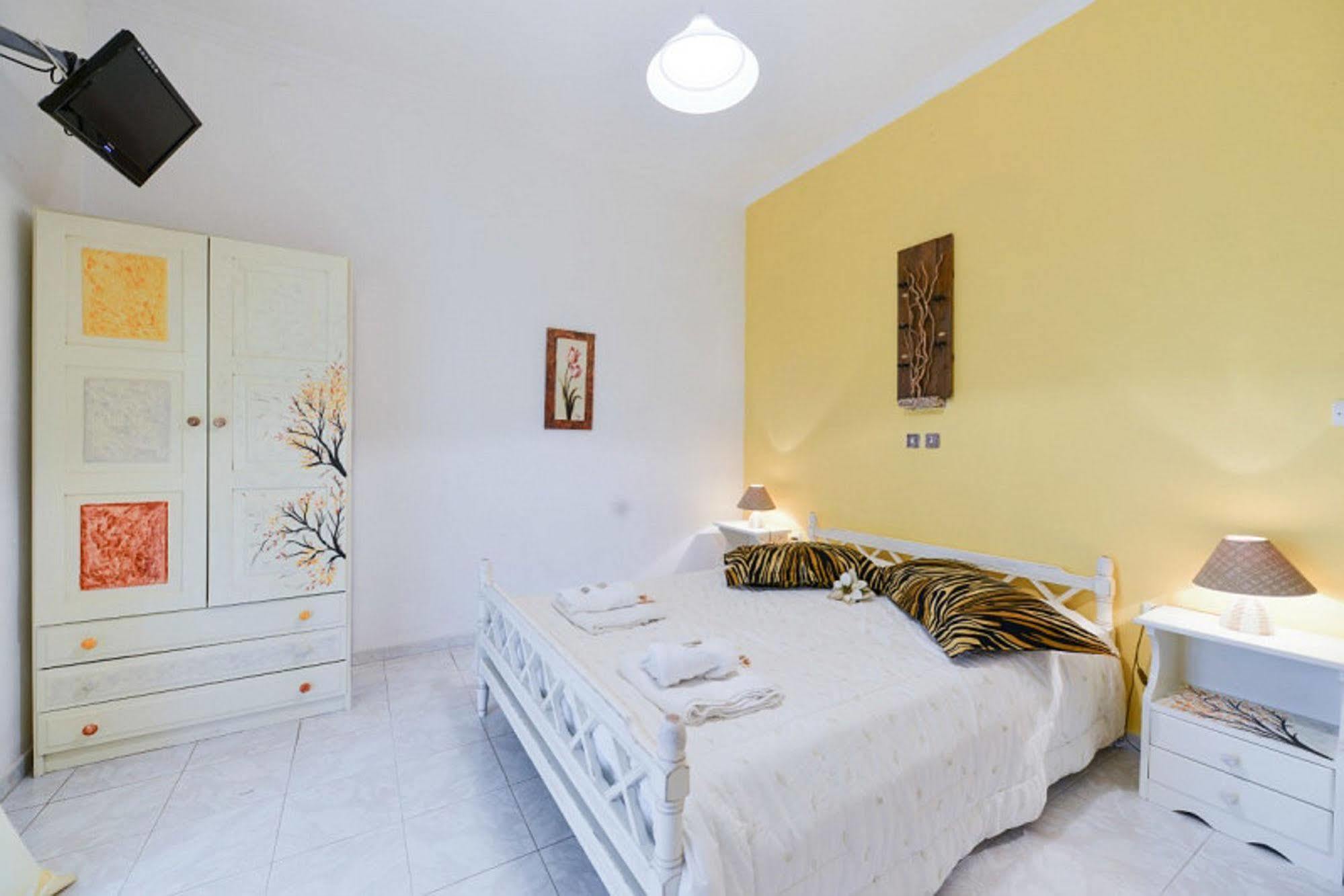 Ammos Apartments Alykanas  Esterno foto